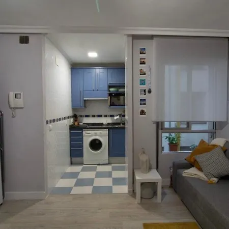 Apartamento En Plena Calle Uria Apartamento